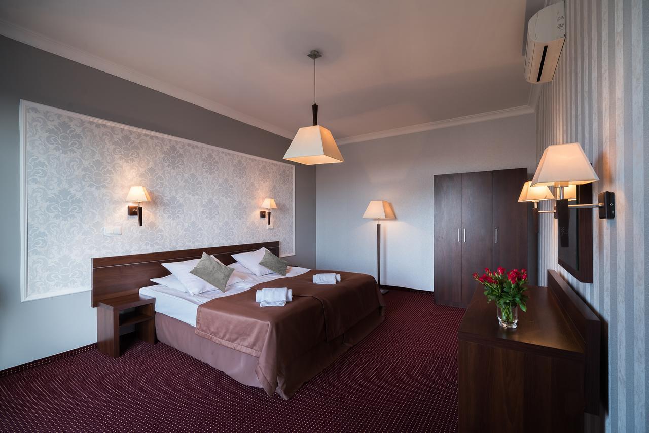 Jasek Premium Hotel Breslau Exterior foto