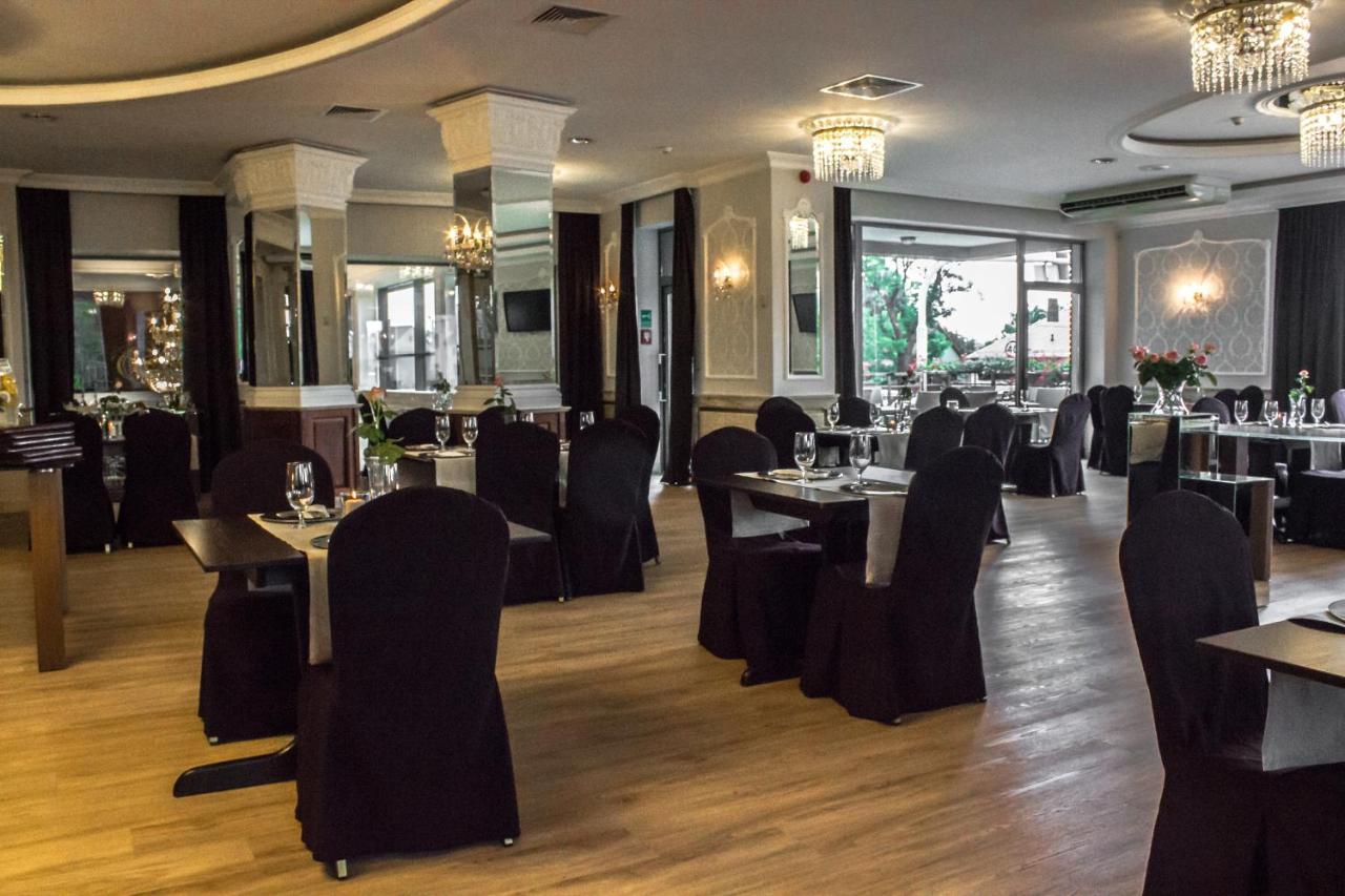 Jasek Premium Hotel Breslau Exterior foto